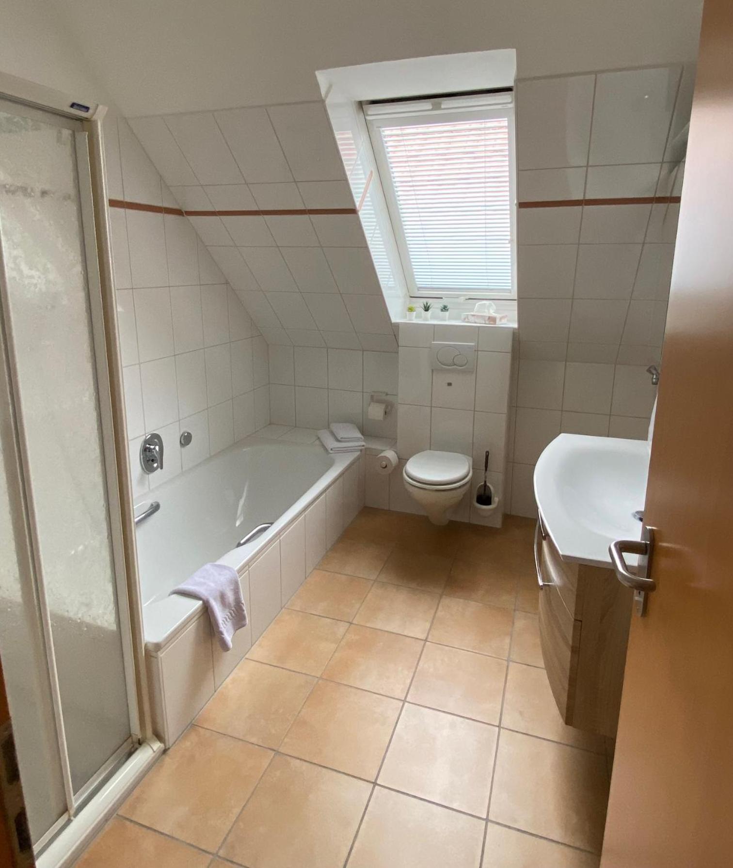 Marc5 Hotel Cadenberge Екстериор снимка