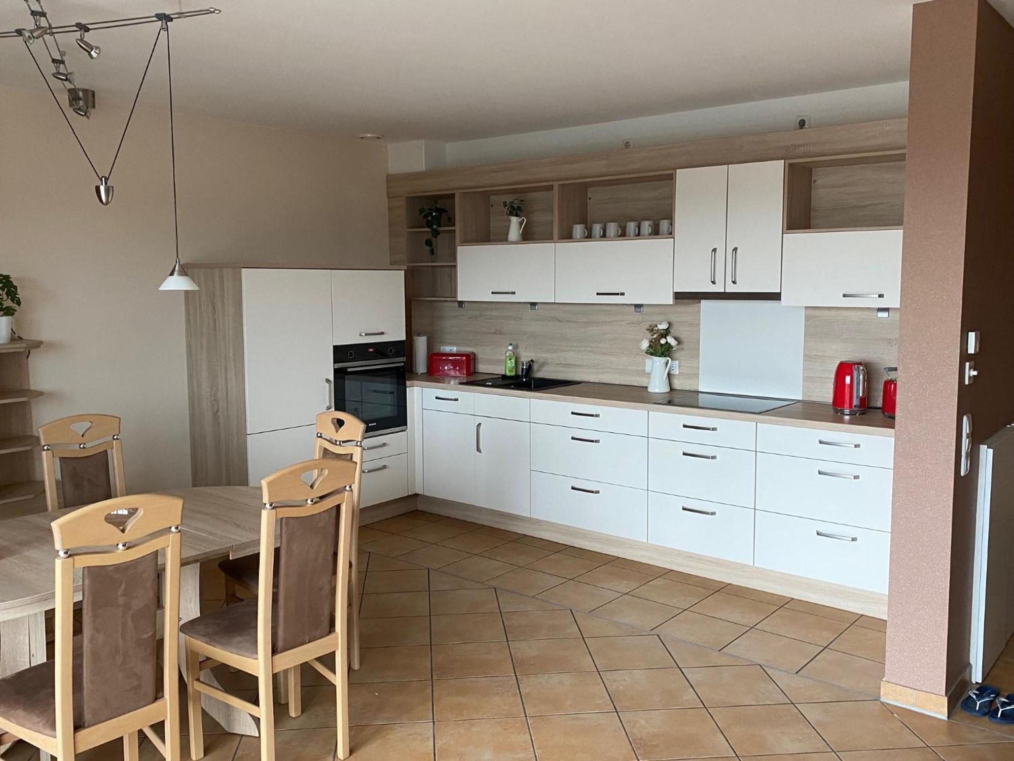 Marc5 Hotel Cadenberge Екстериор снимка